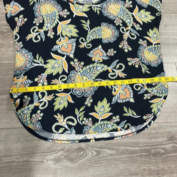LOFT Navy Paisley Print Cap Sleeve Mixed Media Blouse XS - Picture 5 of 11
